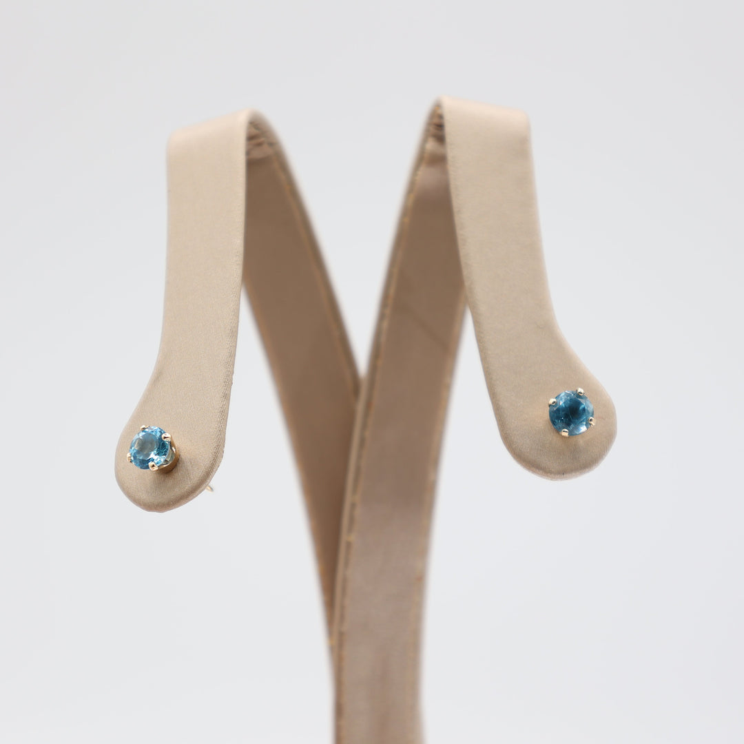 14k Yellow Gold Blue Aquamarine Stone Post Stud Earrings