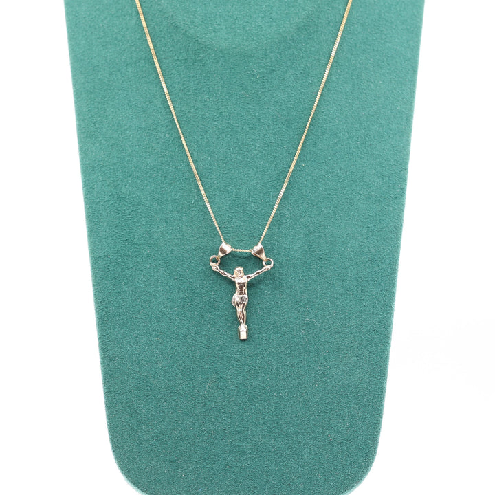 10k Gold 21 Inch Chain With Christ Pendant Necklace
