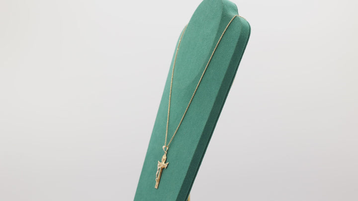 10k Yellow Gold 22inch Chain with Cross Pendant Necklace