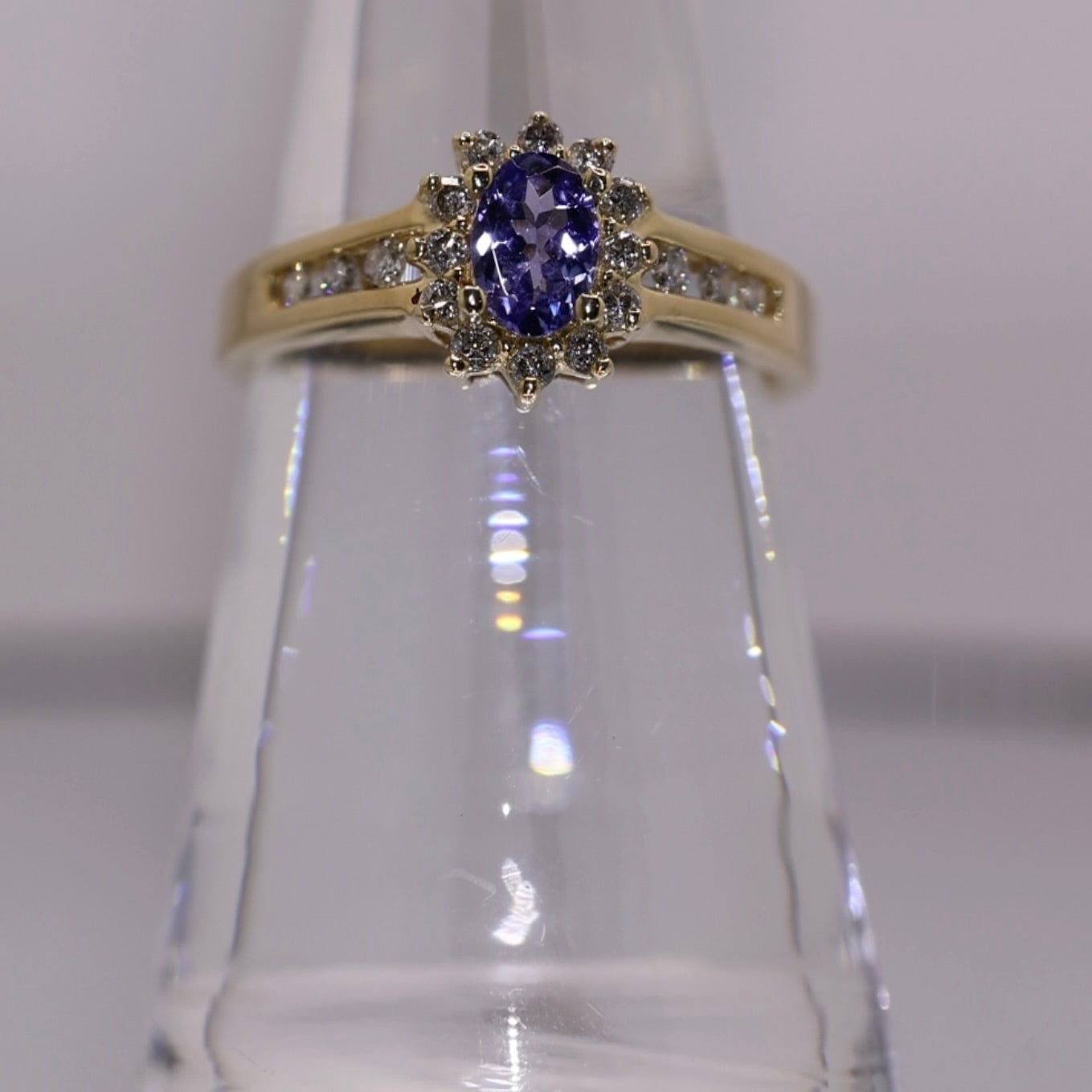 14k Yellow Gold Tanzanite Diamond Halo Ring - Size 6.75