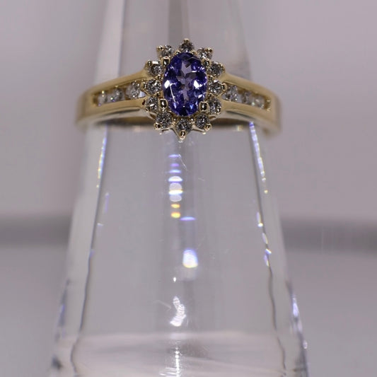 14k Yellow Gold Tanzanite Diamond Halo Ring - Size 6.75