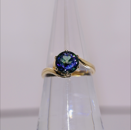 14k Yellow Gold Mystic Topaz Ring Size - 6.75