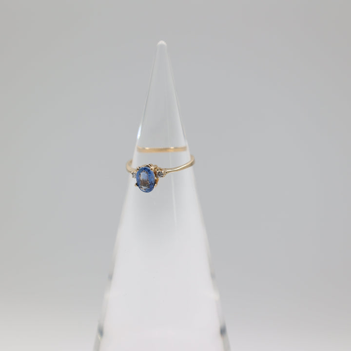 14K Yellow Gold Blue Topaz and Diamond Accented Ring Size 5.75
