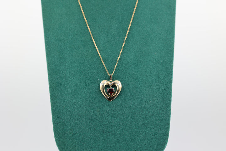 14k Yellow Gold 20 Inch Chain with Heart Pendant and Garnet Stone Diamond Accent Necklace