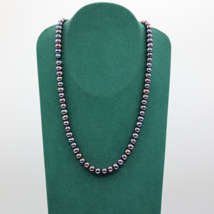 14k Yellow Gold Purple Pearl Beaded 18 Inch Necklace