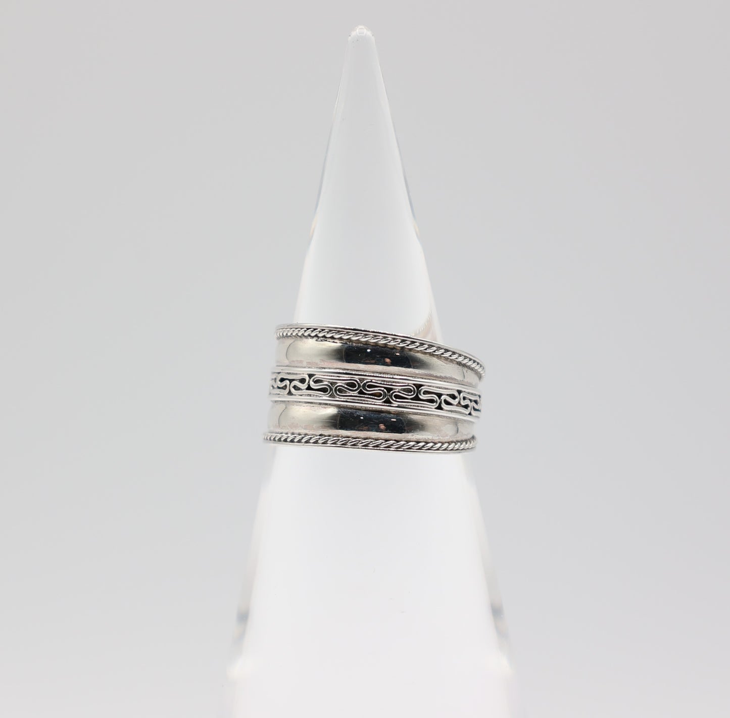 925 Sterling Silver Ring size 11