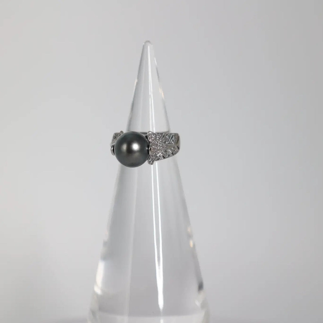 18K White Gold Dark Tahitian Pearl Diamond Accent Ring Size 6 by Annie McConnell's Renewed Elegance