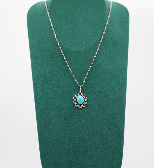 925 Sterling Silver Turquoise Flower Pendant Necklace