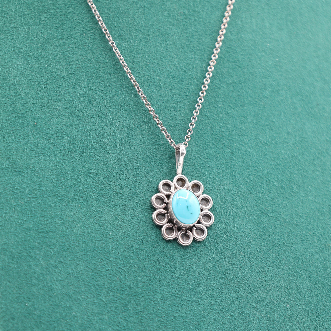 925 Sterling Silver Turquoise Flower Pendant Necklace