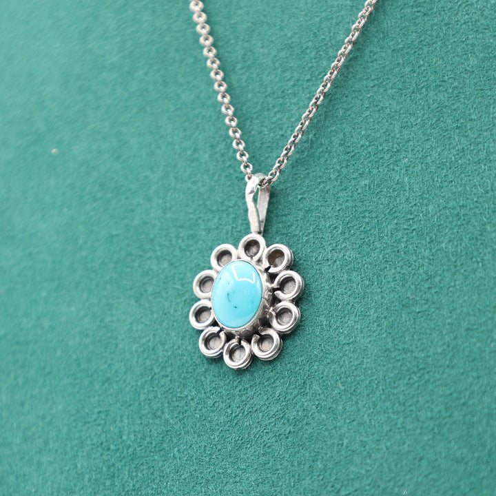 925 Sterling Silver Turquoise Flower Pendant Necklace