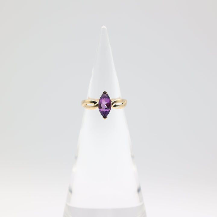 14K Yellow Gold Marquise Cut Amethyst Stone Ring Size 8 12X6mm