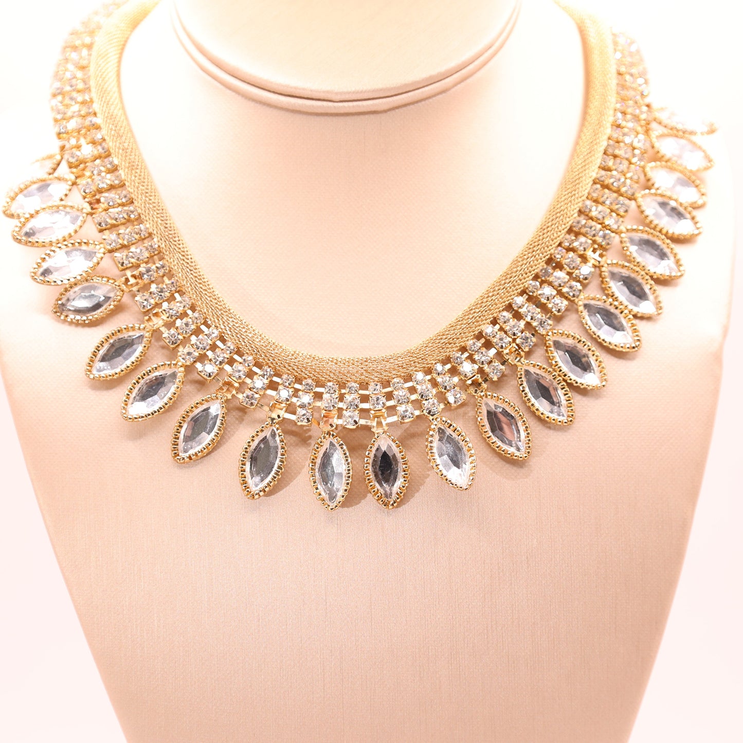 Vintage Rhinestone Chunky Mesh Choker Necklace