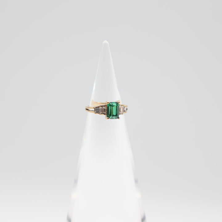 14k Yellow Gold Emerald Cut Green Spinel Ring Size 4
