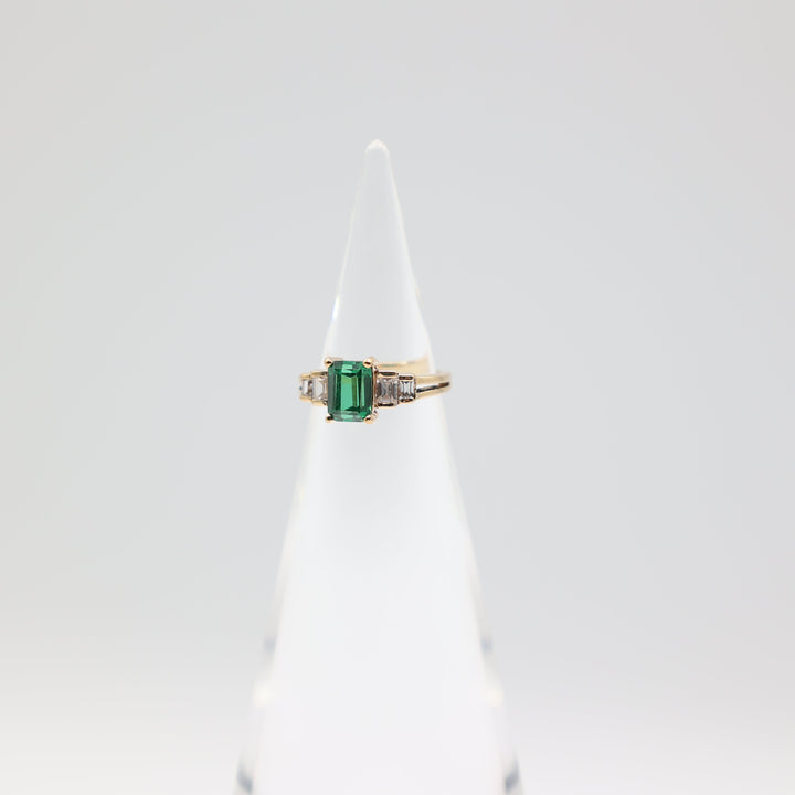 14k Yellow Gold Emerald Cut Green Spinel Ring Size 4