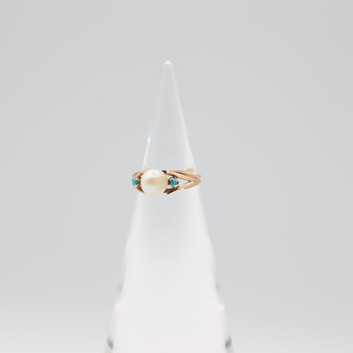 14k Rose Gold Pearl 7mm and Turquoise 2mm Stones Ring Size 6