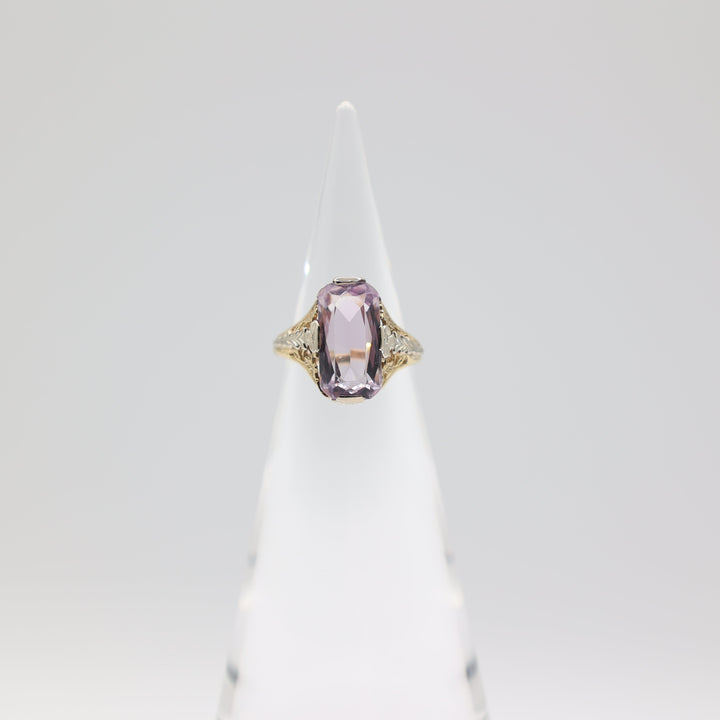 10k Art Deco Two Tone Gold & Emerald Cut Amethyst Floral Engraved Ring Size 7.5