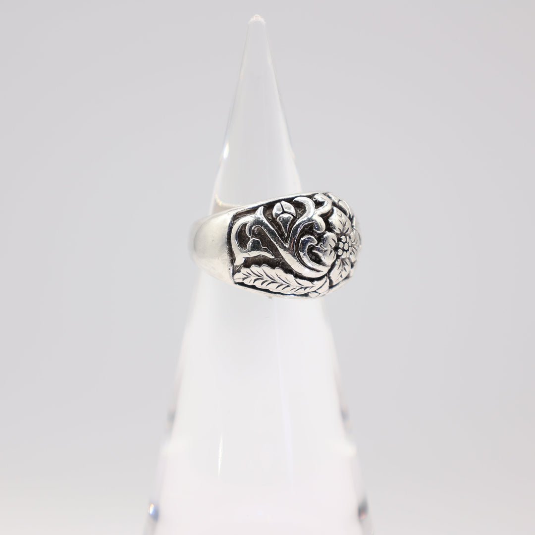 925 Sterling Silver Floral and Vine Artistic Design Ring - Size 8.5