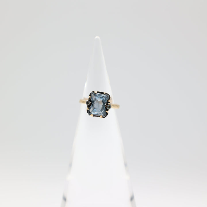 10K Yellow Gold 10x8mm Blue Topaz Stone and White Spinel Accents Ring Size 6