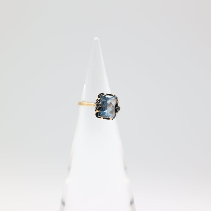 10K Yellow Gold 10x8mm Blue Topaz Stone and White Spinel Accents Ring Size 6