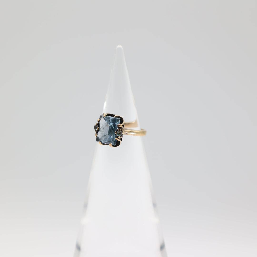 10K Yellow Gold 10x8mm Blue Topaz Stone and White Spinel Accents Ring Size 6