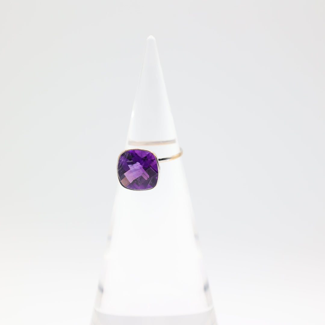 14k White Gold 12mm Purple Spinel Ring Size 7.75
