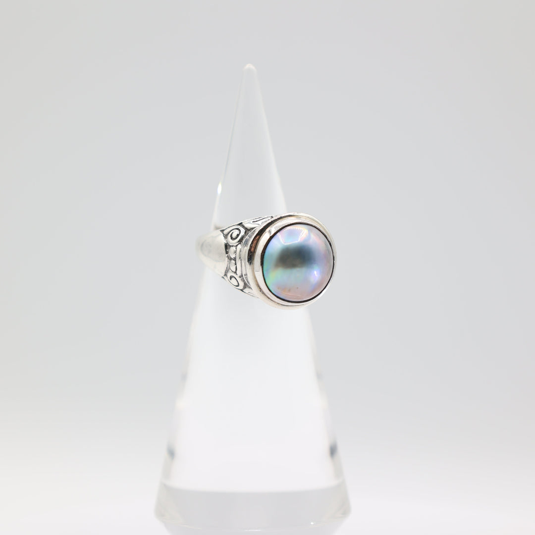 925 Sterling Silver 15mm Blue Mother of Pearl Ring Size 9