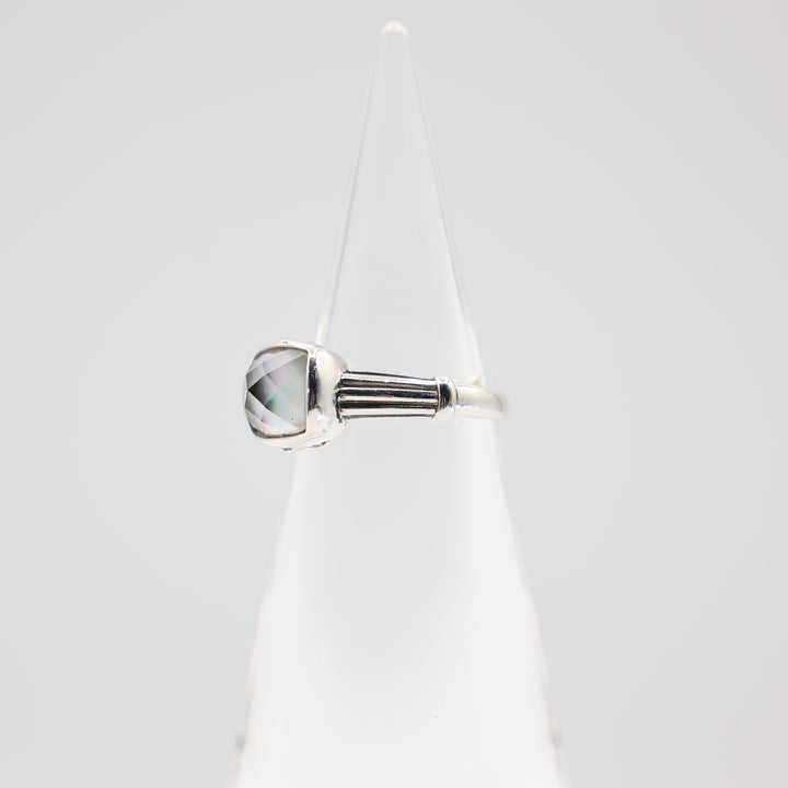 Lagos Venus MOP Doublet Sterling Silver Ring- Size 7- 4.7g