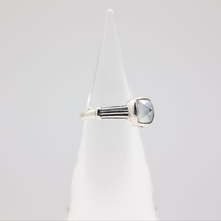 Lagos Venus MOP Doublet Sterling Silver Ring- Size 7- 4.7g