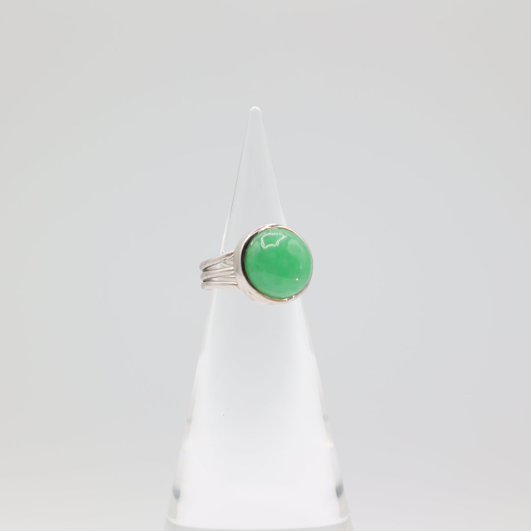 925 Sterling Silver 13.80 mm Jadeite Round Ring- Size 8- 9.25g