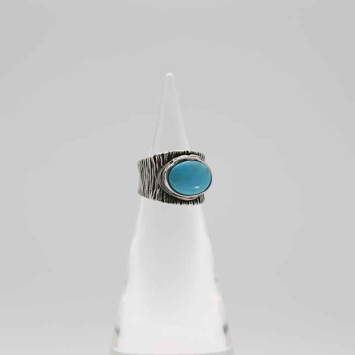 925 Sterling Silver Trunk Textured Turquoise Ring Size 7