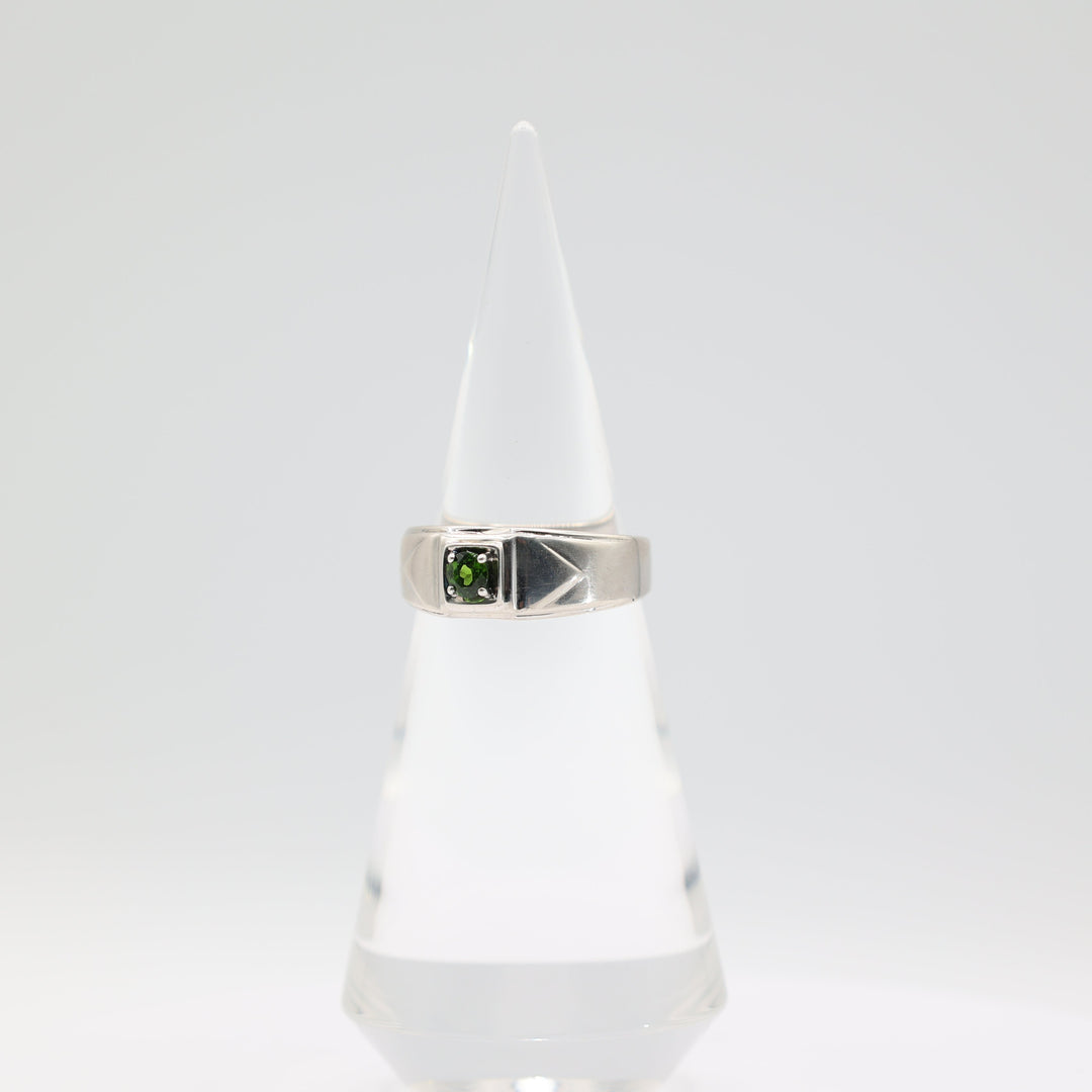 925 Sterling Silver Men's 4.5mm Round Emerald Stone Ring Size 12.75