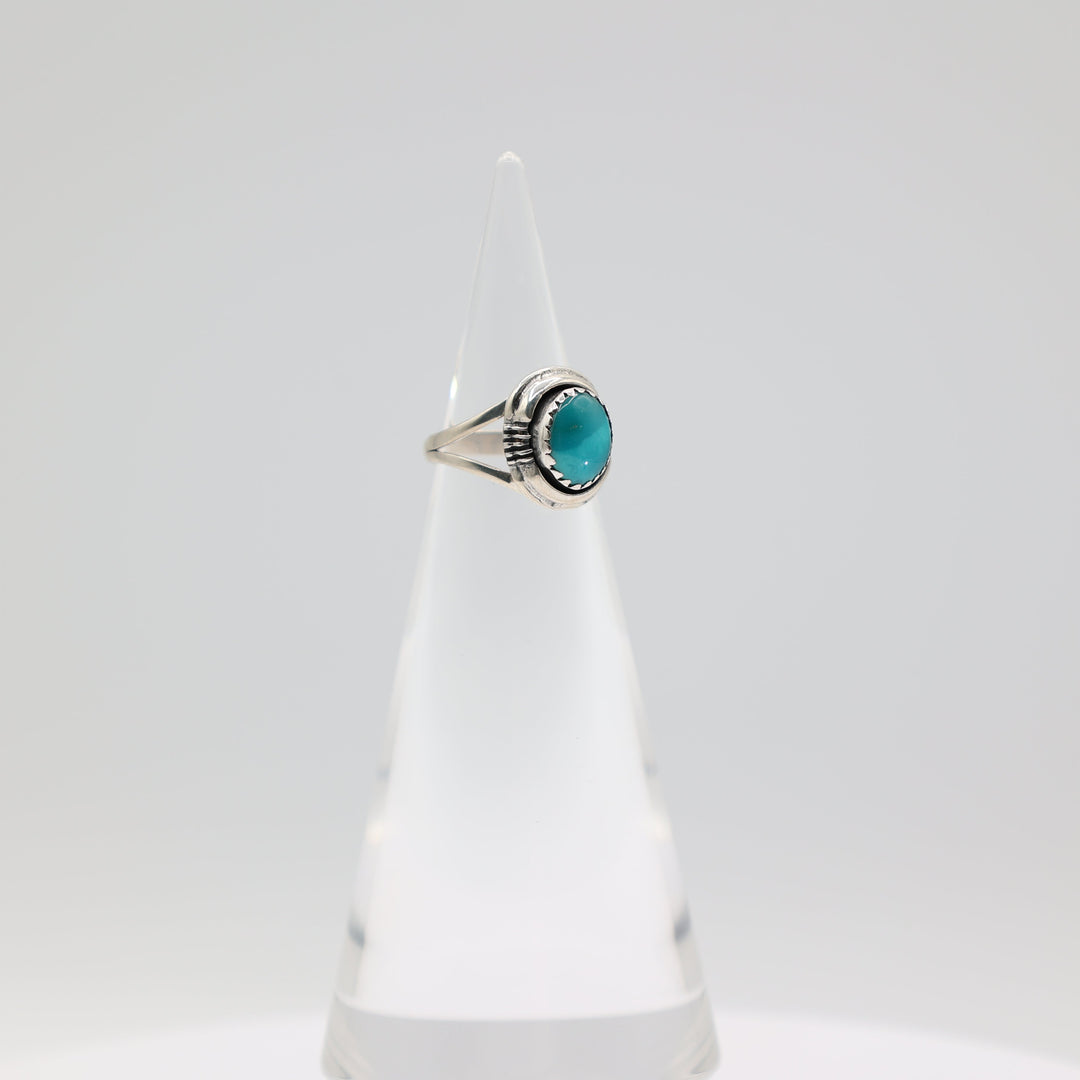 925 Sterling Silver L Yazzie 10x8mm Oval Turquoise Stone Ring with 925 Halo Size 4.5
