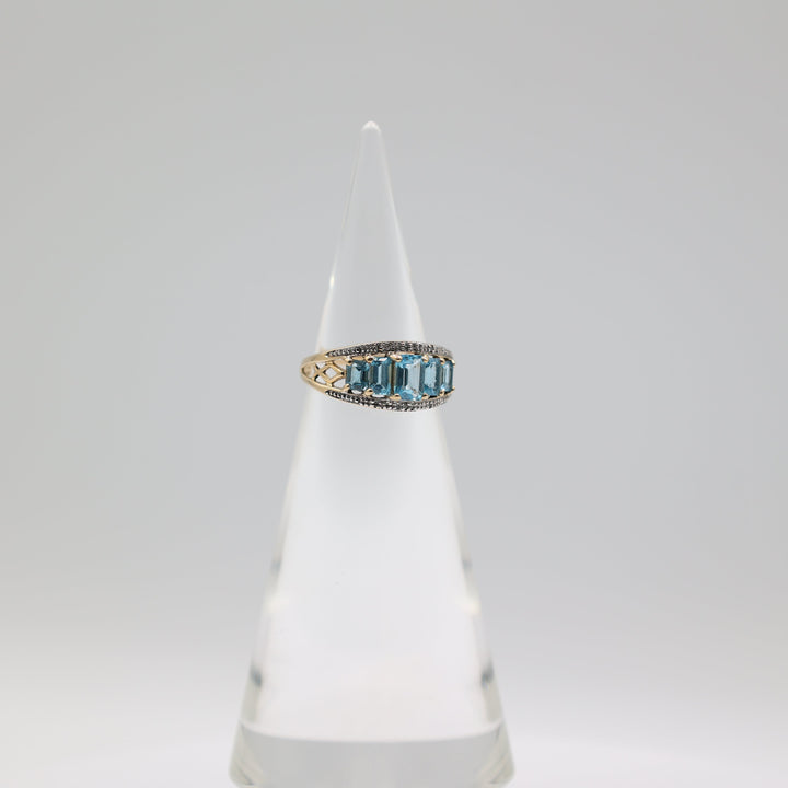 14K Gold 5 Stone Emerald Cut Blue Topaz Diamonds Ring 7.25