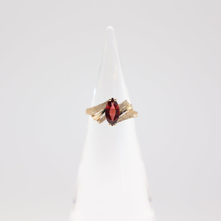 10k Yellow Gold Marquise Ruby Stone with Wave Texture Band Size 5.5- 5mm x 9mm