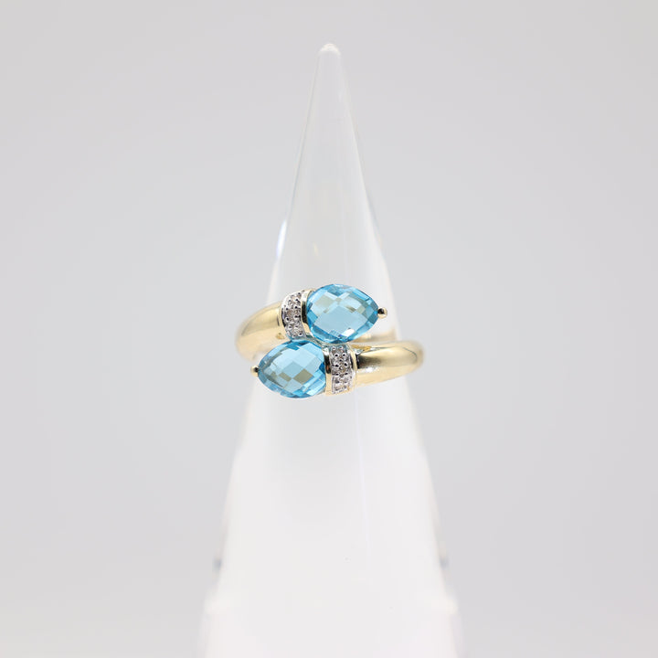 14k Yellow Gold 2.5 TCW Blue Topaz Wrap-Around with Diamonds Ring Size 9 6.8mm x 8.4mm