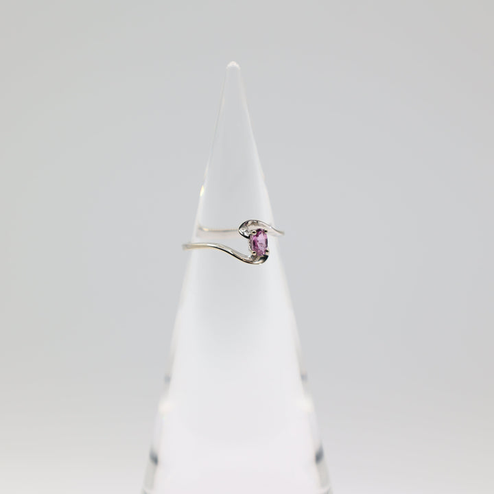 14K White Gold Pink Sapphire Wave Ring Size 7 0.25 Carat