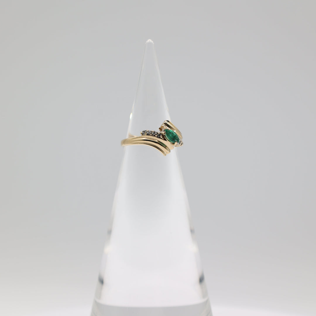 14K Yellow Gold Emerald Ring With Diamond Accents Size 5.75