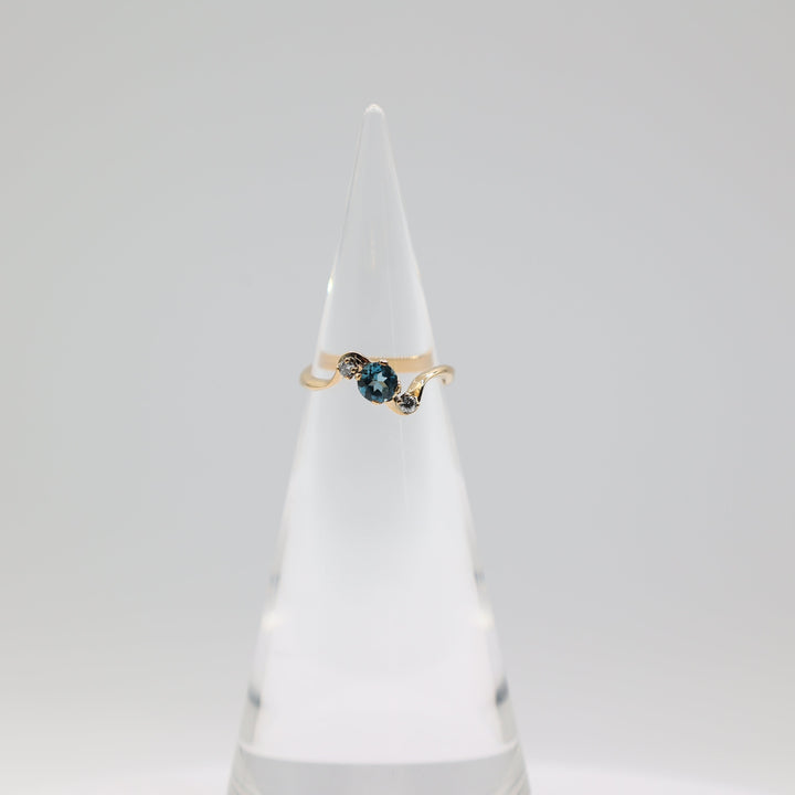 14k Yellow Gold Blue Topaz Ring With Diamond Accents Size 7