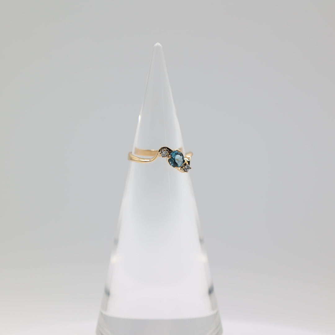 14k Yellow Gold Blue Topaz Ring With Diamond Accents Size 7