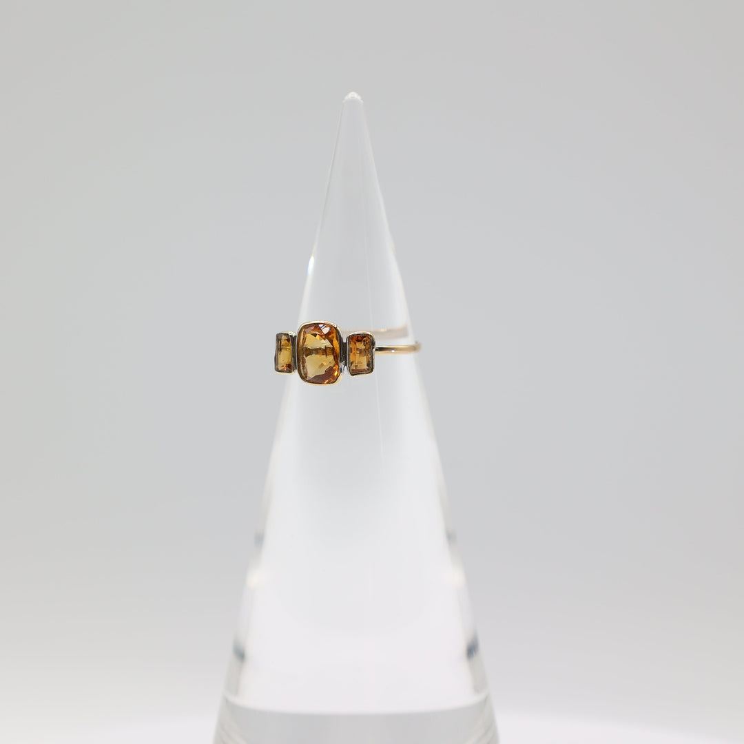 10K Yellow Gold Triple Citrine Stone Ring Size 6.75 Elegant