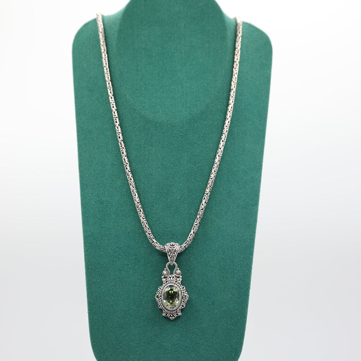 925 Sterling Silver 19 Inch Chain & Sarda Green Spinel Pendant Necklace