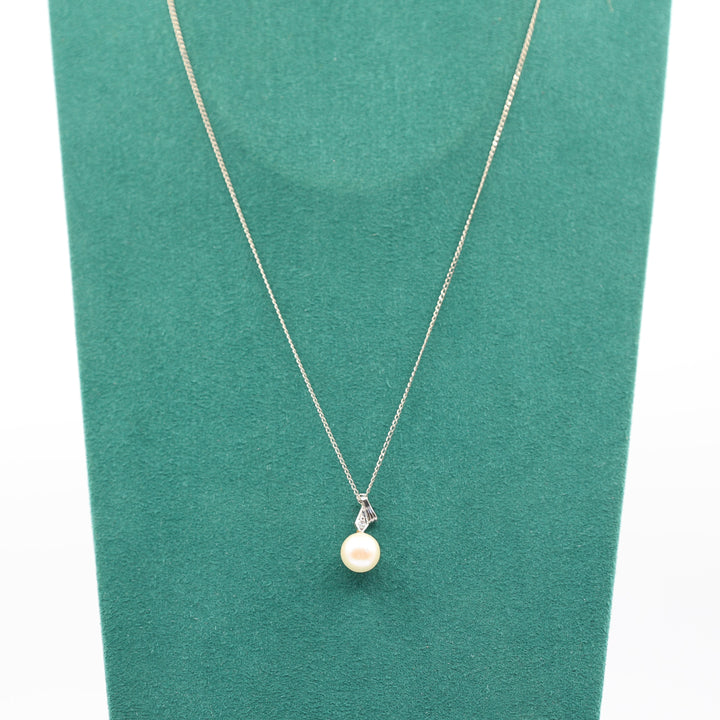 14k White Gold Pearl & Diamond accent Drop Pendant Necklace