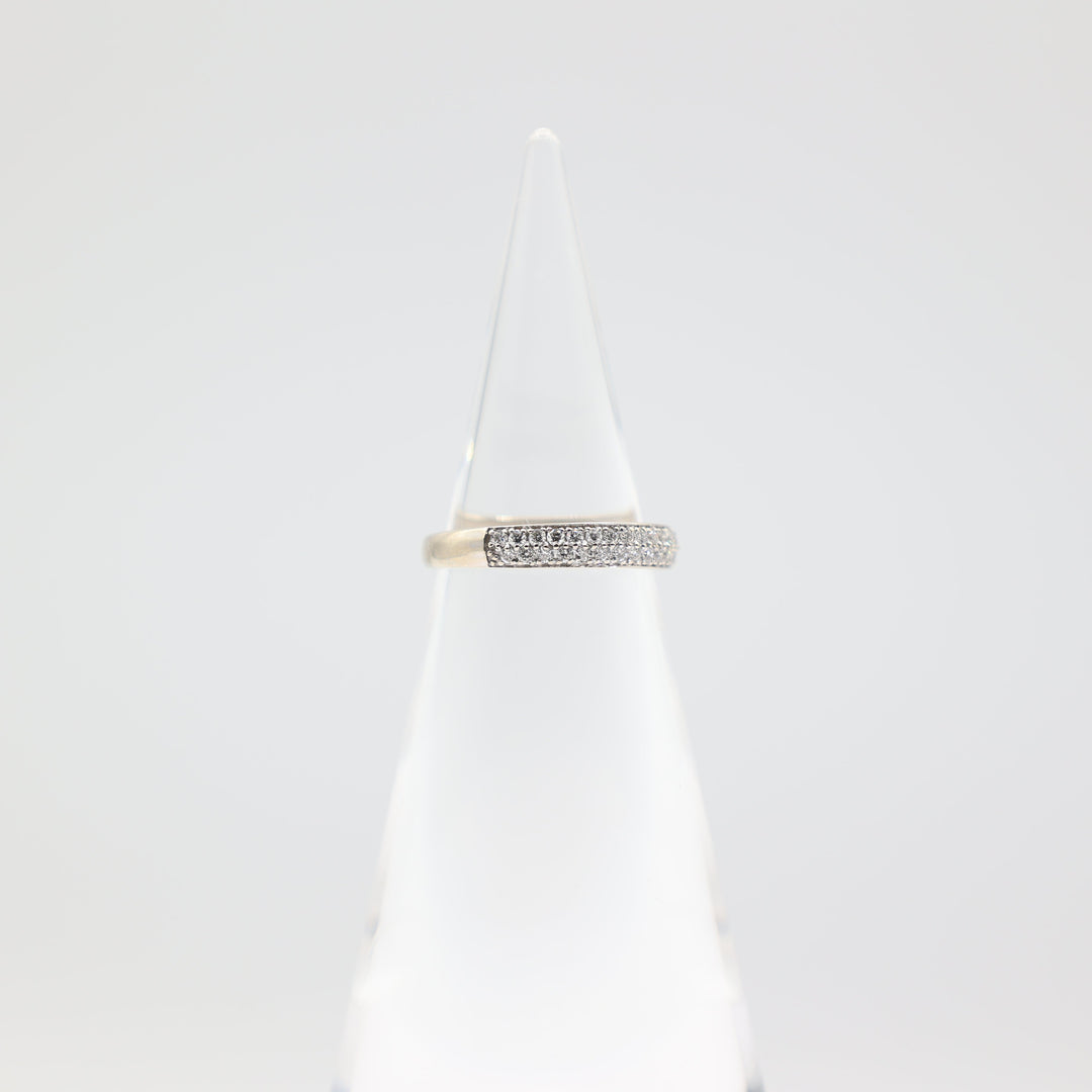 14k White Gold Pave Diamond Encrusted Wedding Band Ring - Size 6.5