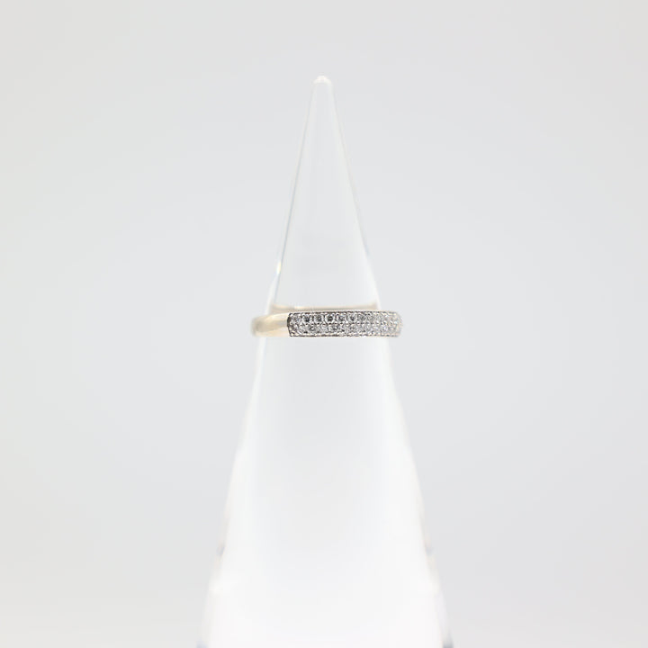 14k White Gold Pave Diamond Encrusted Wedding Band Ring - Size 6.5