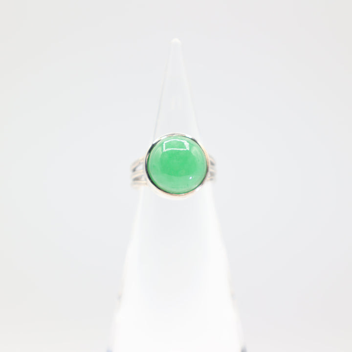 925 Sterling Silver 13.80 mm Jadeite Round Ring- Size 8- 9.25g