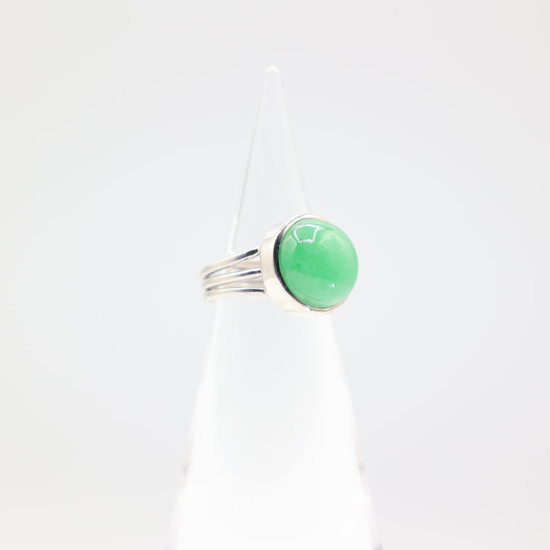 925 Sterling Silver 13.80 mm Jadeite Round Ring- Size 8- 9.25g