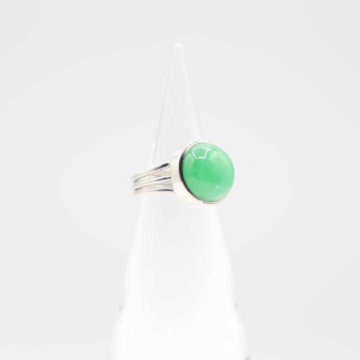925 Sterling Silver 13.80 mm Jadeite Round Ring- Size 8- 9.25g