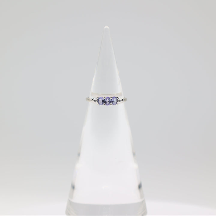 10k White Gold 3 Amethyst Oval Stones with 2 white diamonds Ring - Size 7