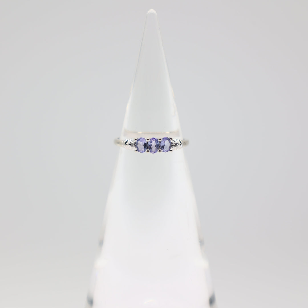 10k White Gold 3 Amethyst Oval Stones with 2 white diamonds Ring - Size 7