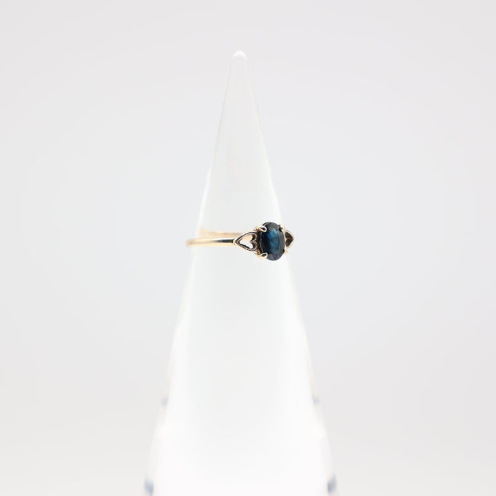 10K Yellow Gold Blue Topaz 2 Heart Band Ring Size 6.25